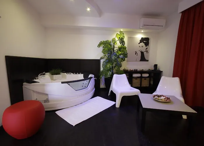 호텔 Paradise Airport 포를리