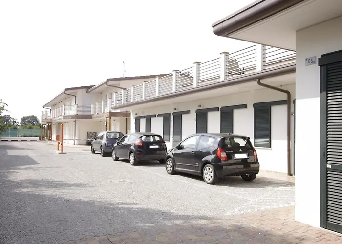 Paradise Airport 호텔 3*