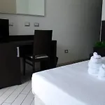 Paradise Airport Hotel