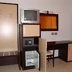 Hotel Paradise Airport