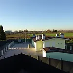 Paradise Airport Hotel