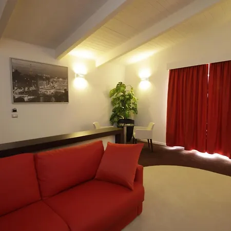 Hotel Paradise Airport Forli