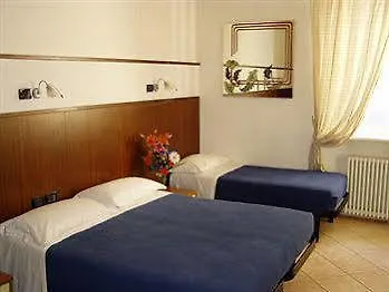 Paradise Airport Hotel
