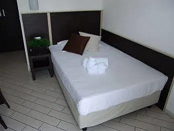 Paradise Airport Hotel