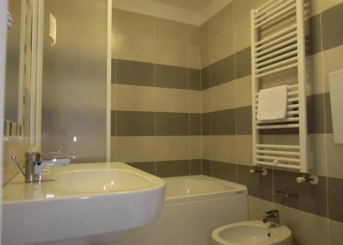 Paradise Airport 3* פורלי