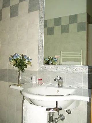 ホテル Paradise Airport