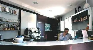 호텔 Paradise Airport 3*